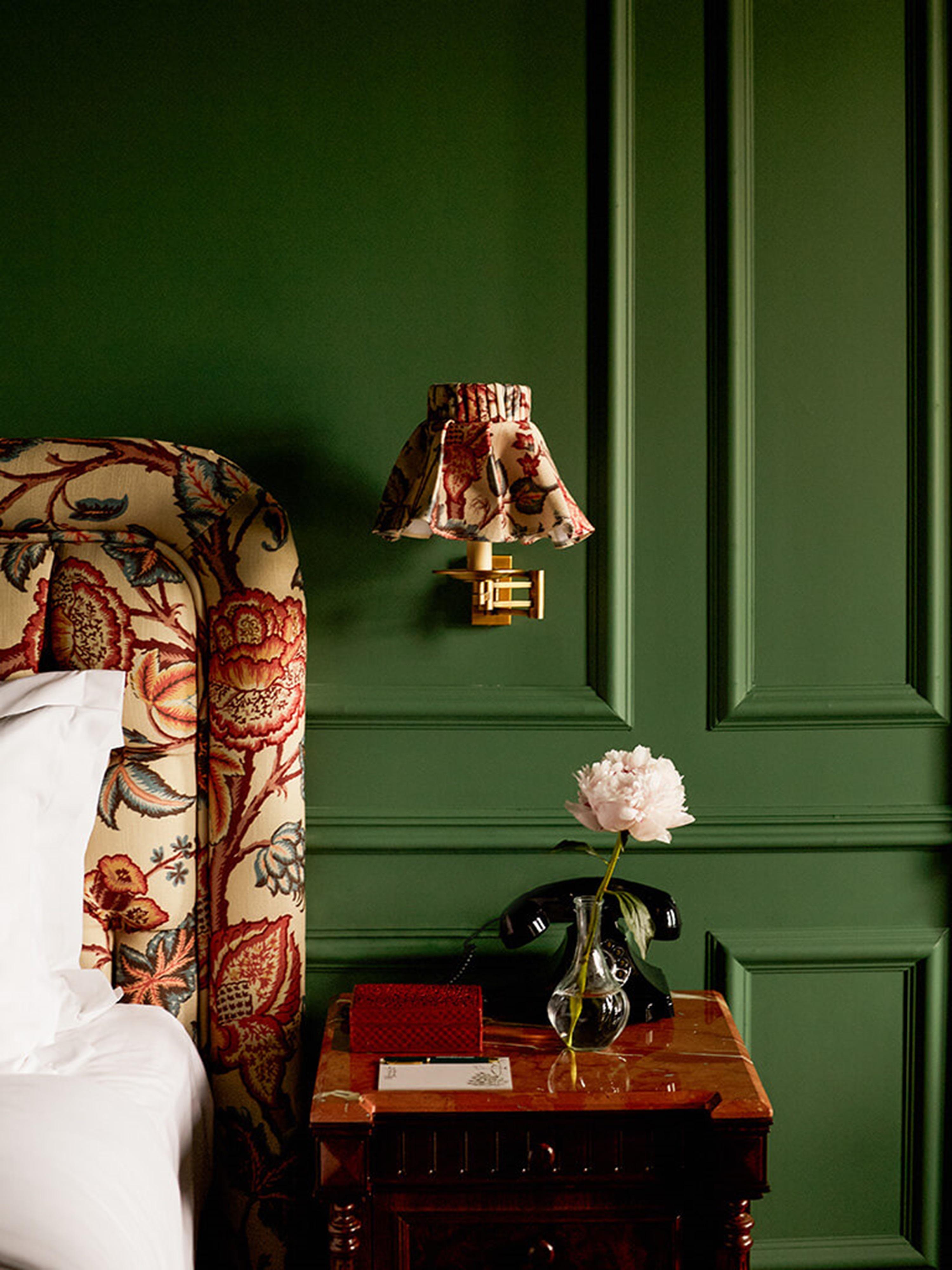 Slieve Donard Hotel Newcastle  Exterior photo A wall light