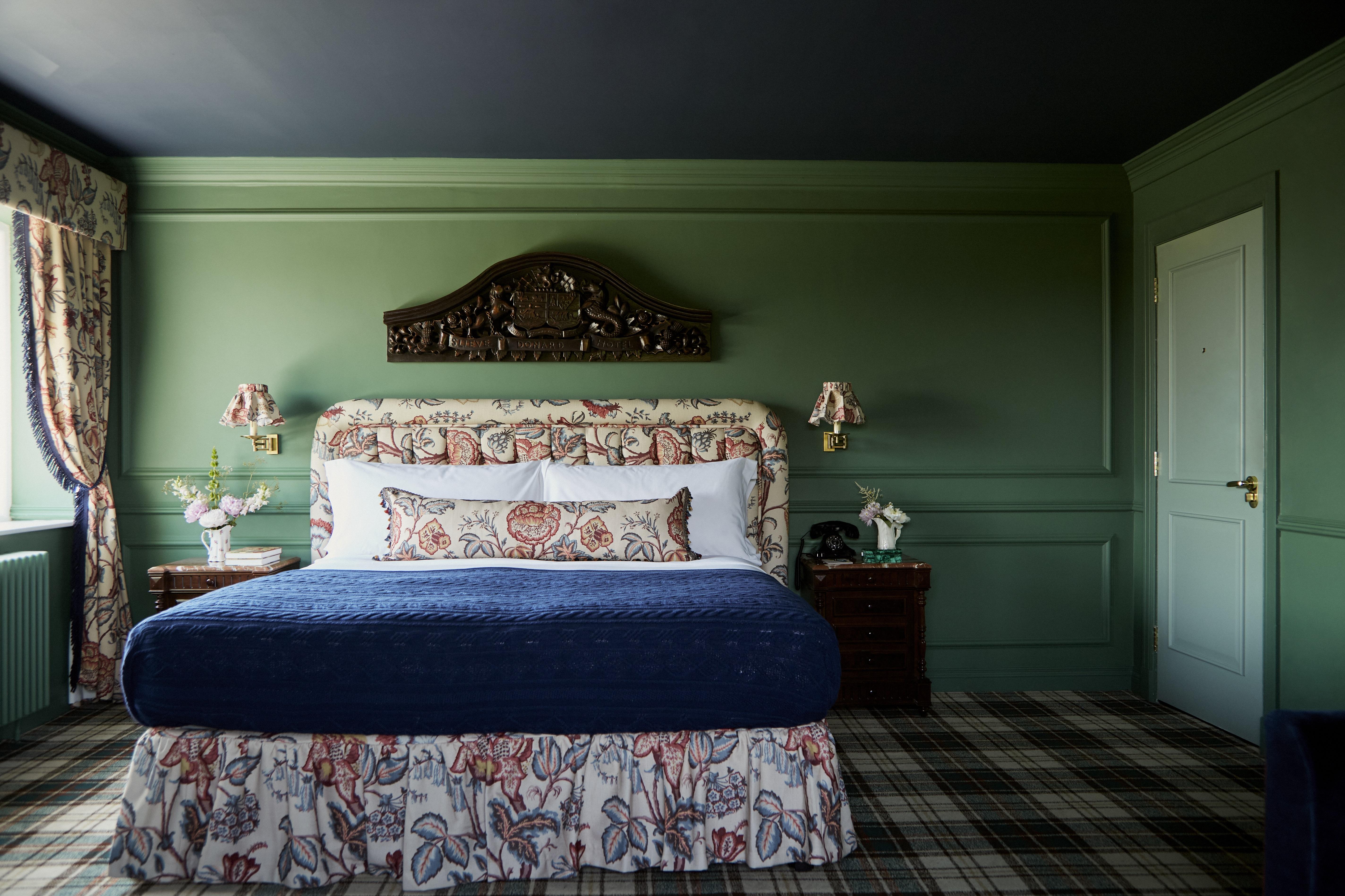 Slieve Donard Hotel Newcastle  Exterior photo A bedroom at the hotel